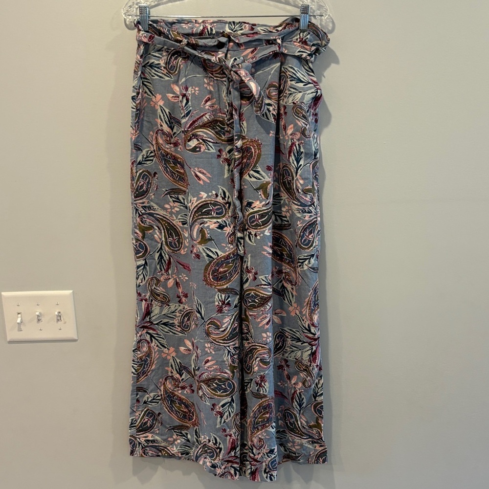 Mystree Floral Patterned Garment